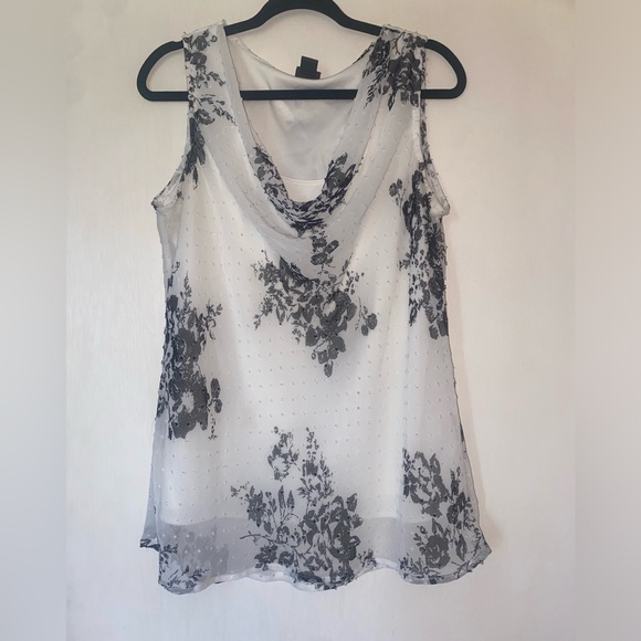Covington floral blouse - Picture 1 of 9
